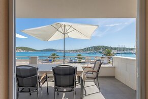 Seafront Apartments Marija