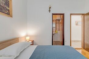 Seafront Apartments Marija