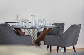 Avari Apartments - Princeton Collection