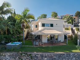 Sublime View Villa by Atlantic Holiday