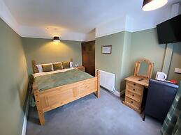 Meadows Way Guest House