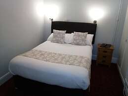 Meadows Way Guest House