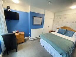 Meadows Way Guest House