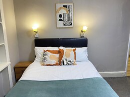 Meadows Way Guest House