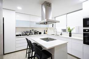 Penthouse Jacuzzi Luxury Duplex 4BR