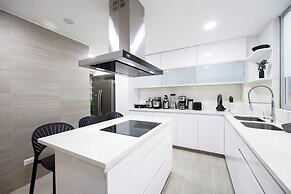 Penthouse Jacuzzi Luxury Duplex 4BR