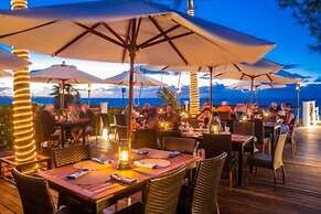 2bdr Beachside Vacation Villa, Hotel Amenities v6