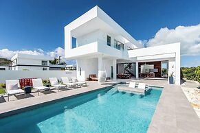 2bdr Beachside Vacation Villa, Hotel Amenities v6