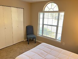 3 Bed Home 15 Minutes to Downtown Atlanta