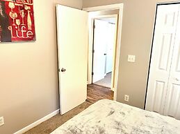 3 Bed Home 15 Minutes to Downtown Atlanta