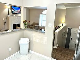 3 Bed Home 15 Minutes to Downtown Atlanta