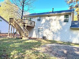 3 Bed Home 15 Minutes to Downtown Atlanta