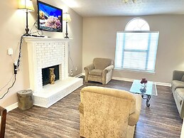 3 Bed Home 15 Minutes to Downtown Atlanta
