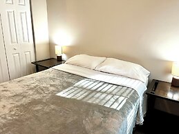 3 Bed Home 15 Minutes to Downtown Atlanta