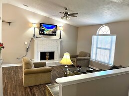 3 Bed Home 15 Minutes to Downtown Atlanta