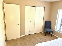 3 Bed Home 15 Minutes to Downtown Atlanta