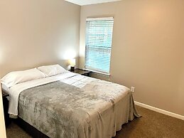 3 Bed Home 15 Minutes to Downtown Atlanta