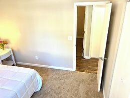 3 Bed Home 15 Minutes to Downtown Atlanta