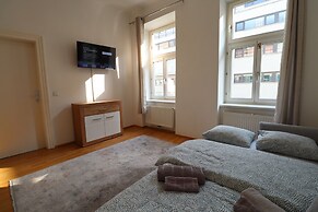 City Palace Apartments 1020 Vie