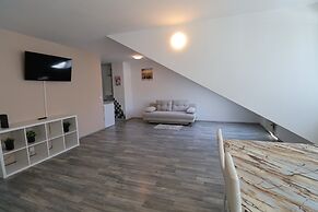 City Palace Apartments 1020 Vie