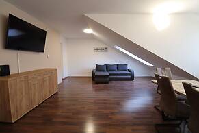 City Palace Apartments 1020 Vie