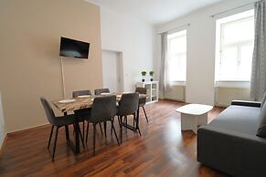 City Palace Apartments 1020 Vie