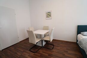 City Palace Apartments 1020 Vie