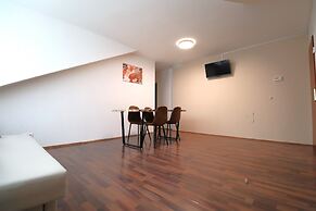 City Palace Apartments 1020 Vie