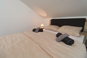 City Palace Apartments 1020 Vie