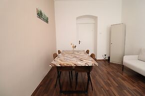 City Palace Apartments 1020 Vie