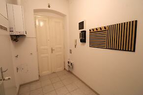 City Palace Apartments 1020 Vie