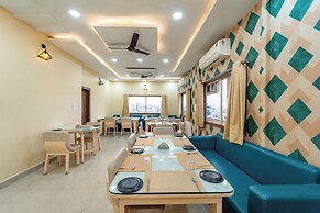 Treebo Premium Zorba