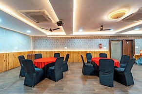 Treebo Premium Zorba