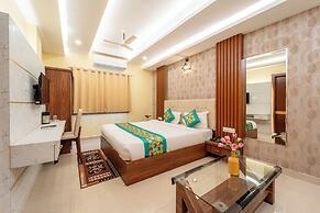 Treebo Premium Zorba