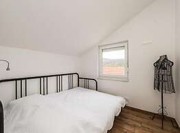 Relaxing Bisko Retreat With Outdoor Pool, Furnished Terrace and BBQ