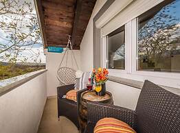 Relaxing Bisko Retreat With Outdoor Pool, Furnished Terrace and BBQ