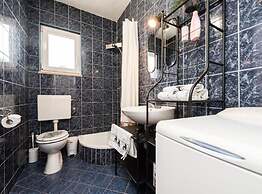 Relaxing Bisko Retreat With Outdoor Pool, Furnished Terrace and BBQ