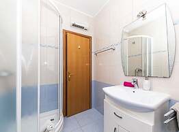 Exquisite Spacious Villa Bufaline With Pool and Gym