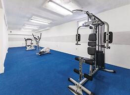 Exquisite Spacious Villa Bufaline With Pool and Gym