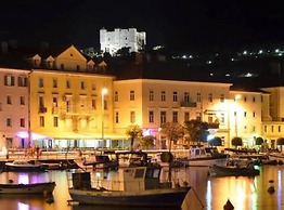 Apartments Bionda Senj