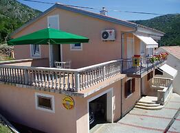 Apartments Bionda Senj