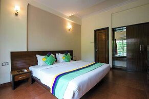 Treebo Reveniir Resort
