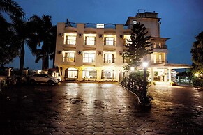 Treebo Reveniir Resort