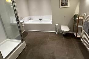 Luxury Family Home Central Bournemouth Sleeps 6