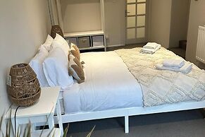 Luxury Family Home Central Bournemouth Sleeps 6