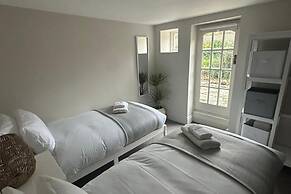 Luxury Family Home Central Bournemouth Sleeps 6