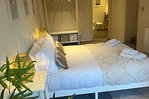 Luxury Family Home Central Bournemouth Sleeps 6
