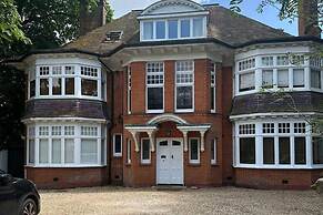 Luxury Family Home Central Bournemouth Sleeps 6