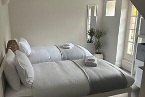 Luxury Family Home Central Bournemouth Sleeps 6