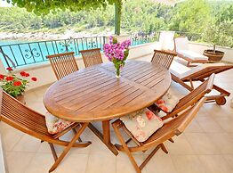 Blissful Bay Apartments Vrboska